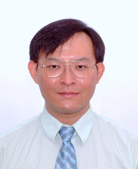 翁偉中教授